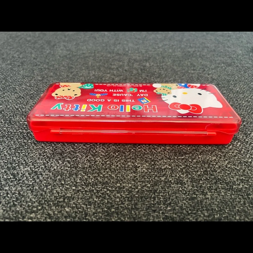 •1991 Hello Kitty Pencil Case “This is a good day ‘cause I’m with you”•